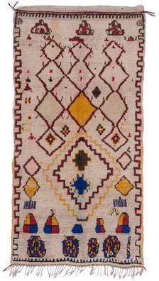 Poufs&Pillows Traditioneel Azilal vloerkleed 2.4 x 1.9 m handgeweven kunstwerk