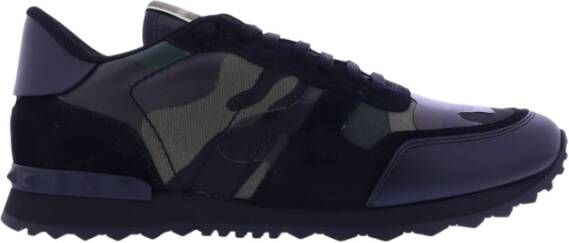 Valentino Rockrunner sneaker van leer met suè, de details