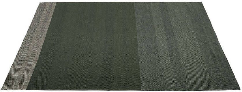 Muuto Varjo Rug Vloerkleed Donkergroen 300 x 200 cm